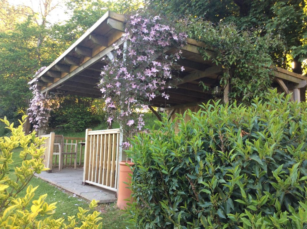 The Lodge Brecon B&B Eksteriør bilde
