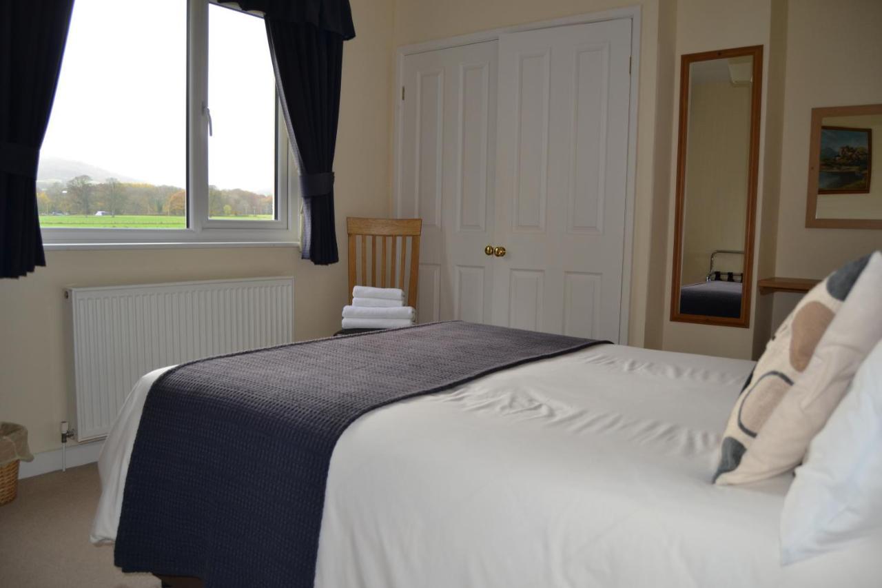 The Lodge Brecon B&B Eksteriør bilde